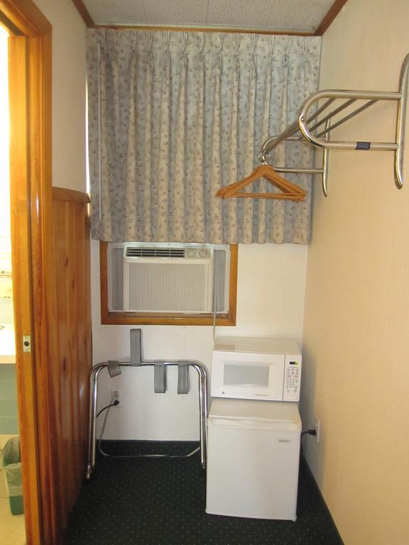 Wakita Court Motel ควีนส์เบอรี ห้อง รูปภาพ
